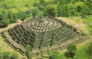 Bài 10 Sự ra đời và phát triển các vương quốc Đông Nam Á