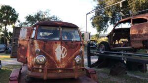 How To Restore an Abandoned Volkswagen Bus